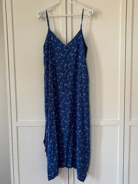 GAP spaghetti strap flowy midi dress (size M)